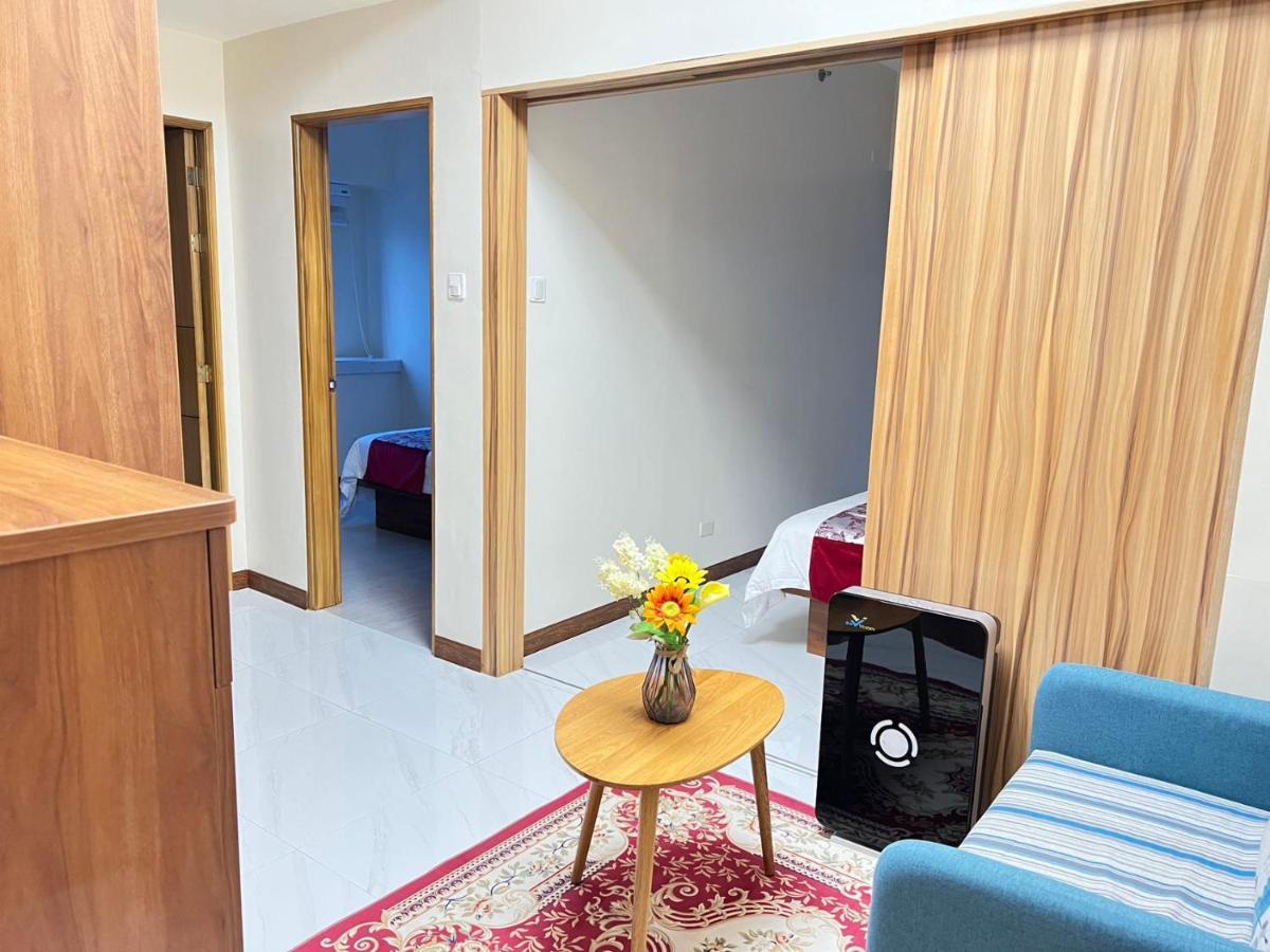 Grand Riviera Suites Manila Exterior photo